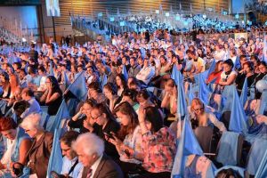 11407262_466999960126915_4789561440709608673_n